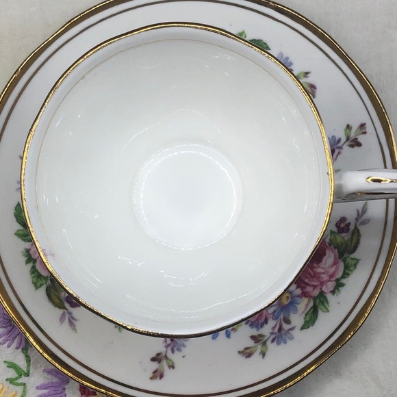 Aynsley D1356 Bone China Teacup and Saucer Garden Gate - Picture 5 of 7